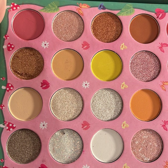 🎈SALE🎈🎀#51.MAKEUP XXL63-COLOR EYESHADOW PALETTE🎀 - Picture 4 of 10